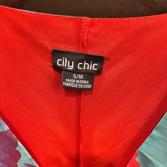 City Chic Vibrant Floral Wrap Dress - Picture 2 of 5